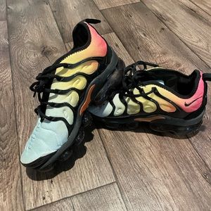Womens Nike Air VaporMax Plus Tropical Sunset